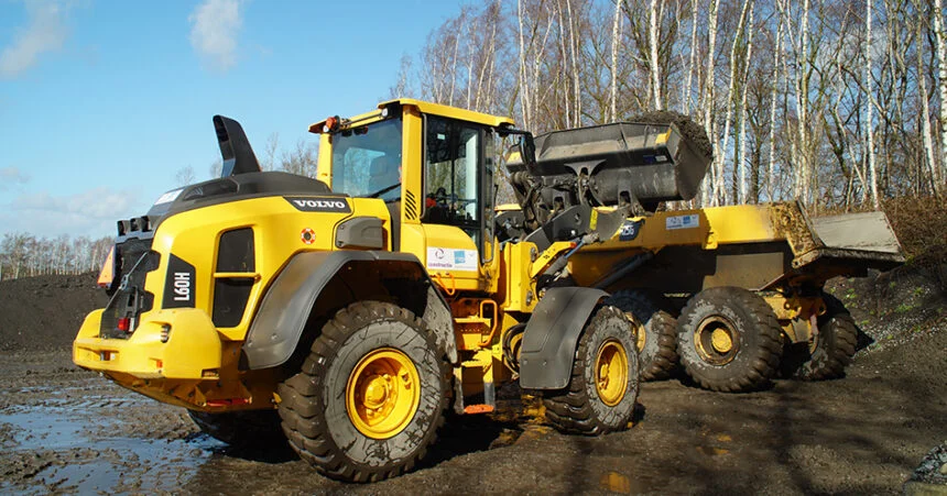 RECRUTEMENT – OPÉRATEURS ENGINS